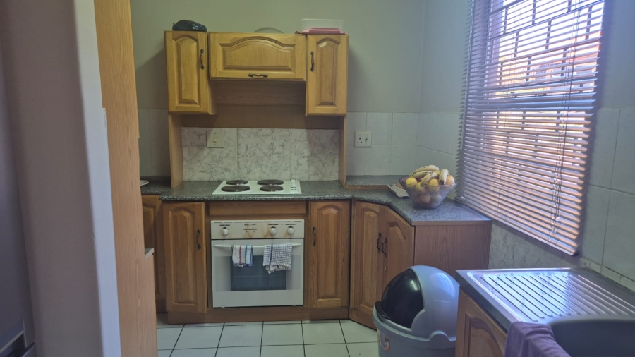 2 Bedroom Property for Sale in Safari Gardens North West